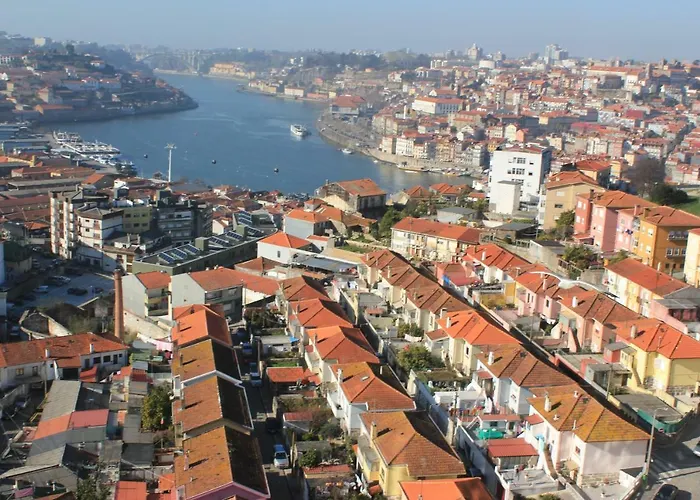 Spectacular Views Penthouse *